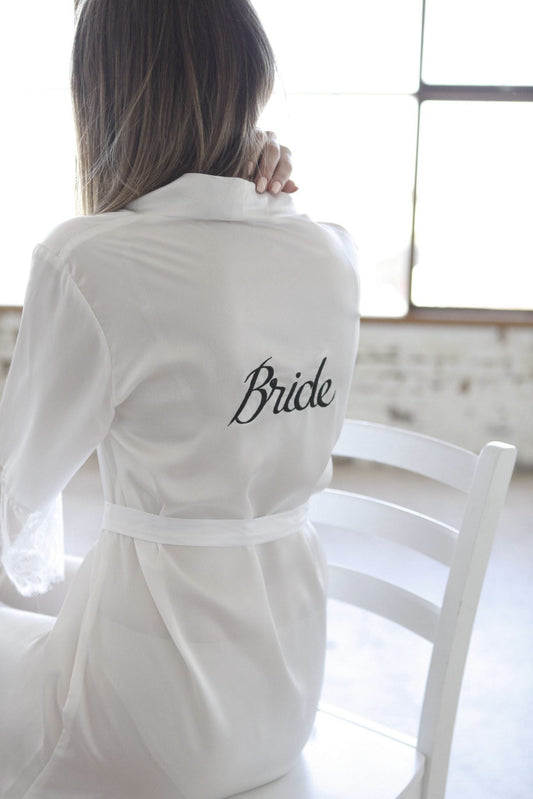 SILK ROBE FOR BRIDE WITH LACE - WHITE