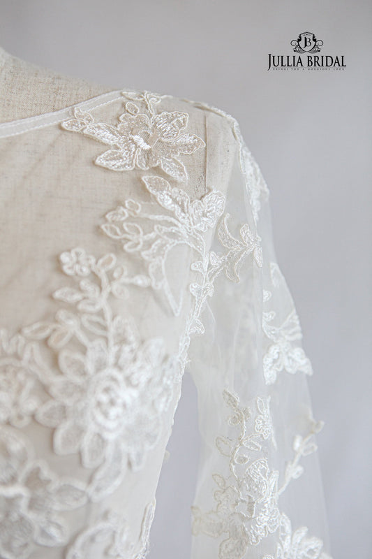 Floral Lace Long Sleeves | Boleros