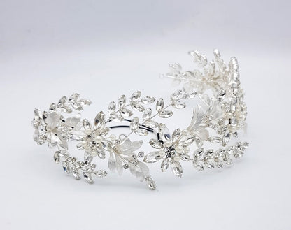 DAISY | Headpiece
