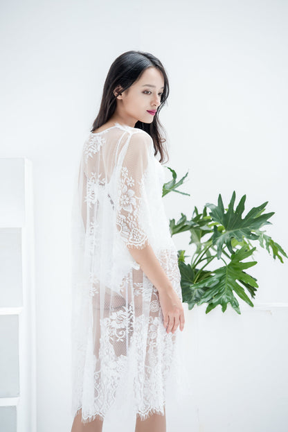 FLORAL LACE WRAP