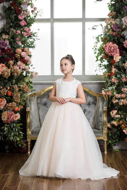 AMICIA Lux Flower Girls / Communion Dress