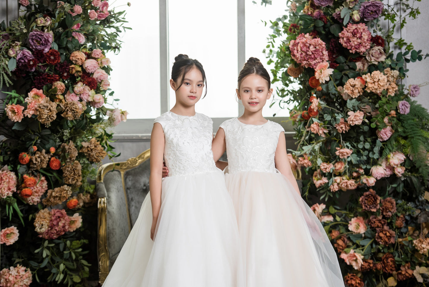 AMICIA Lux Flower Girls / Communion Dress