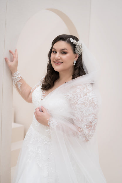 BRYNLEY_Aline_Wed_Plussize_Abdstract
