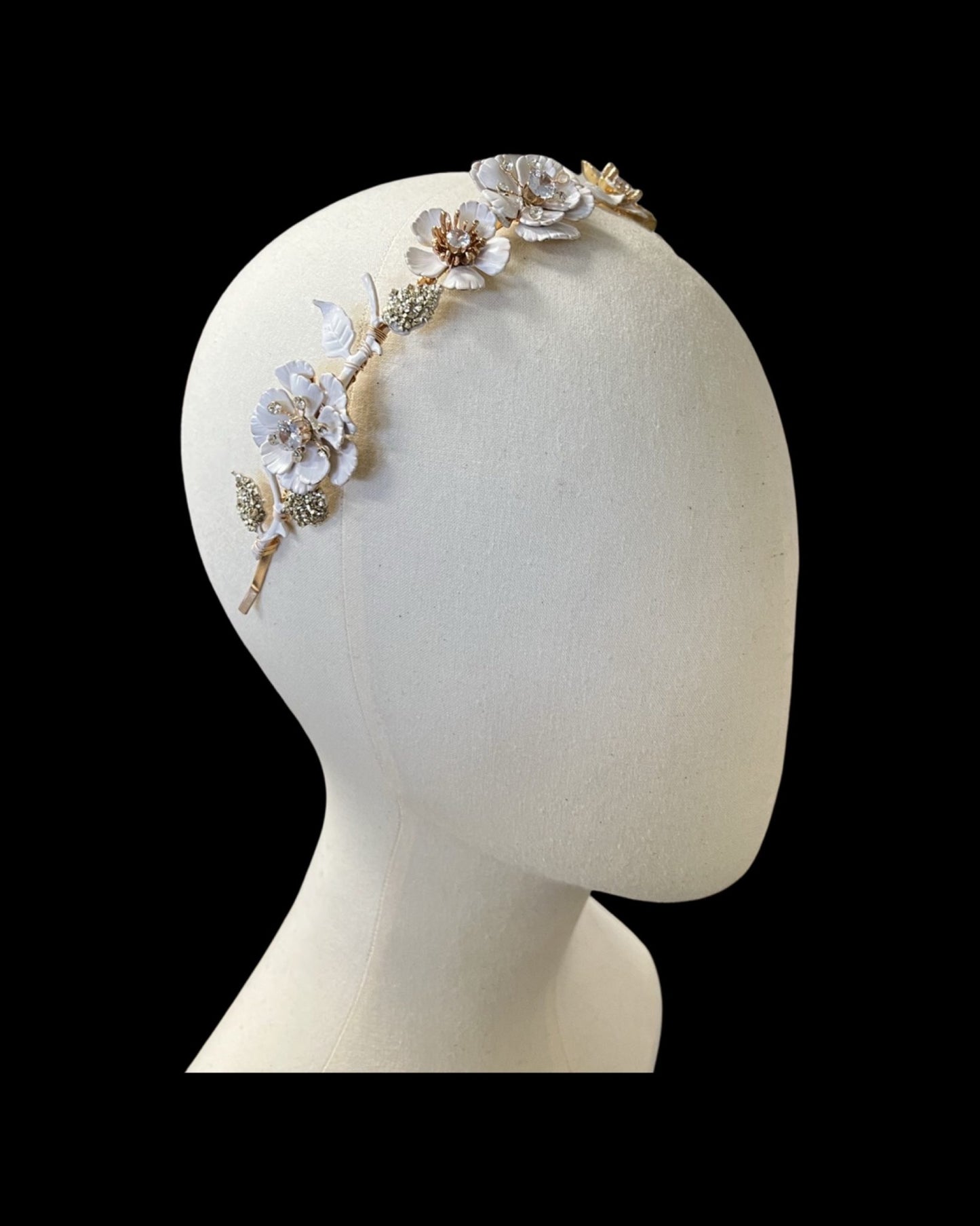 ELIANA | Headpiece