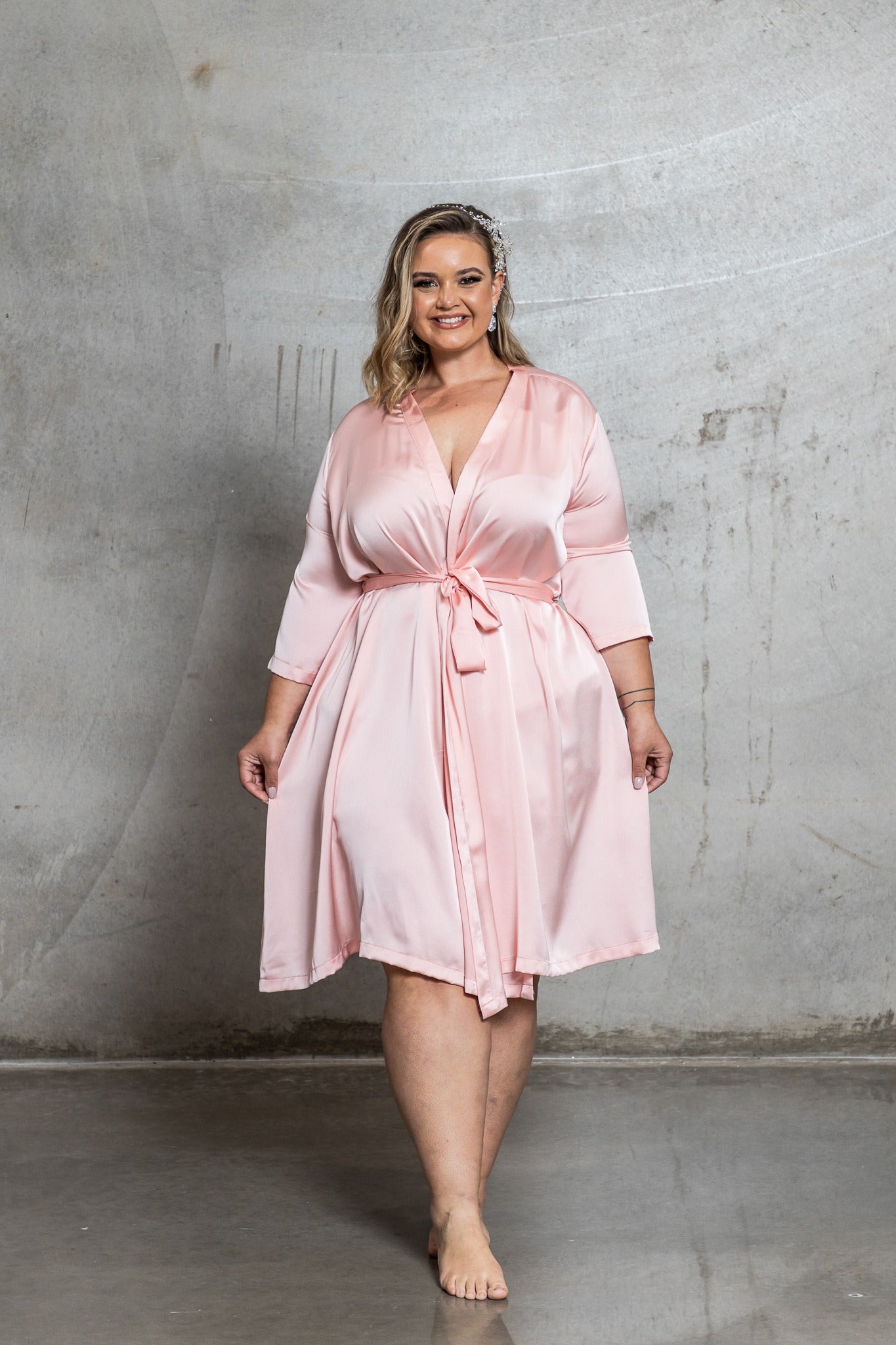 MAID OF HONOR ROBE BLUSH PINK PLAIN
