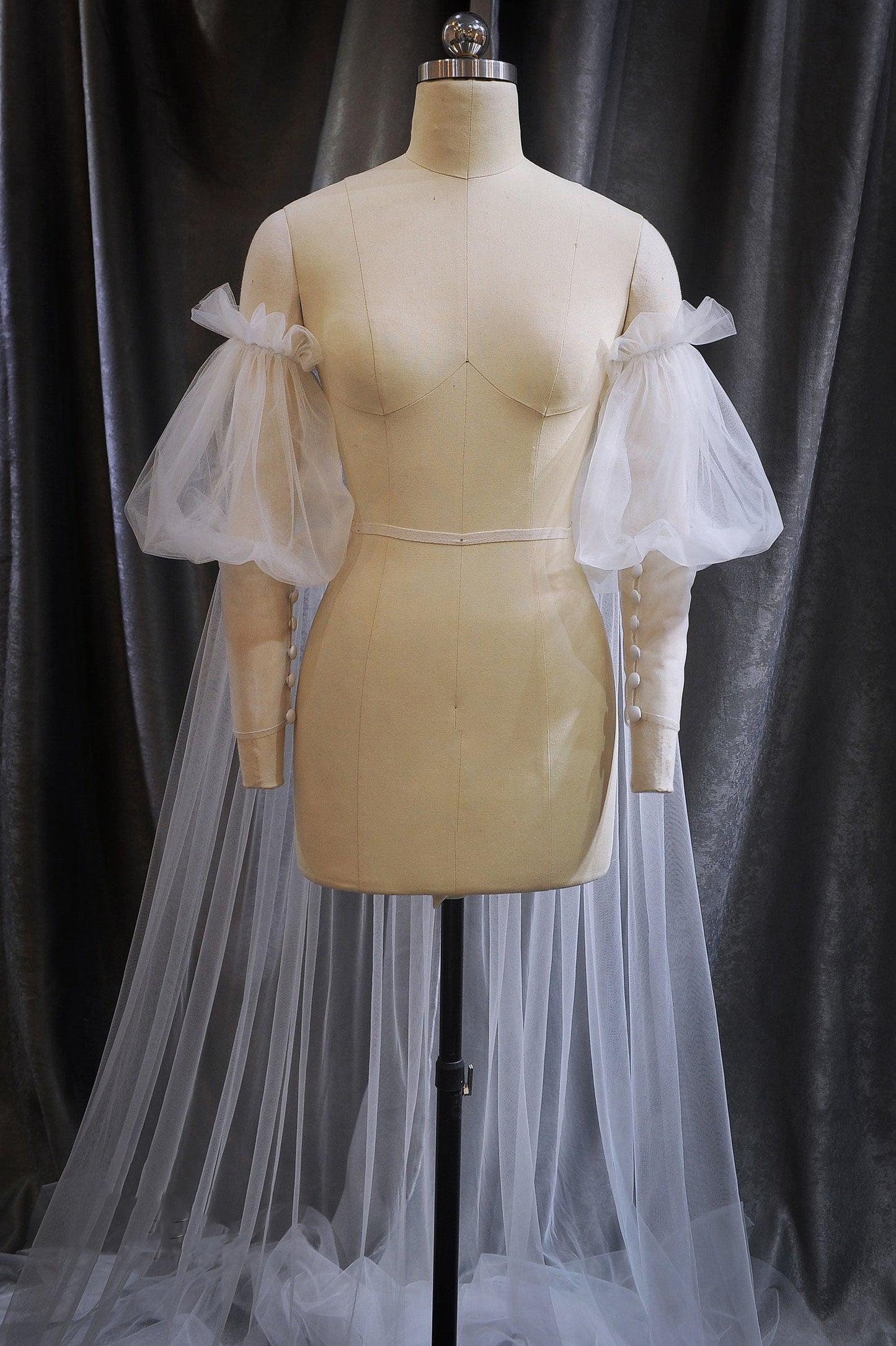 ZIRA | Bridal Cathedral Cape Veil