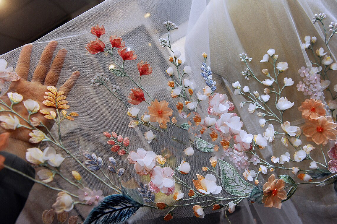 THALIA | 3D  Embroidery Color Flower Veil