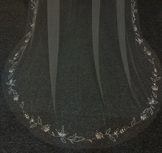 PHOEBE | Floral Beaded Veil