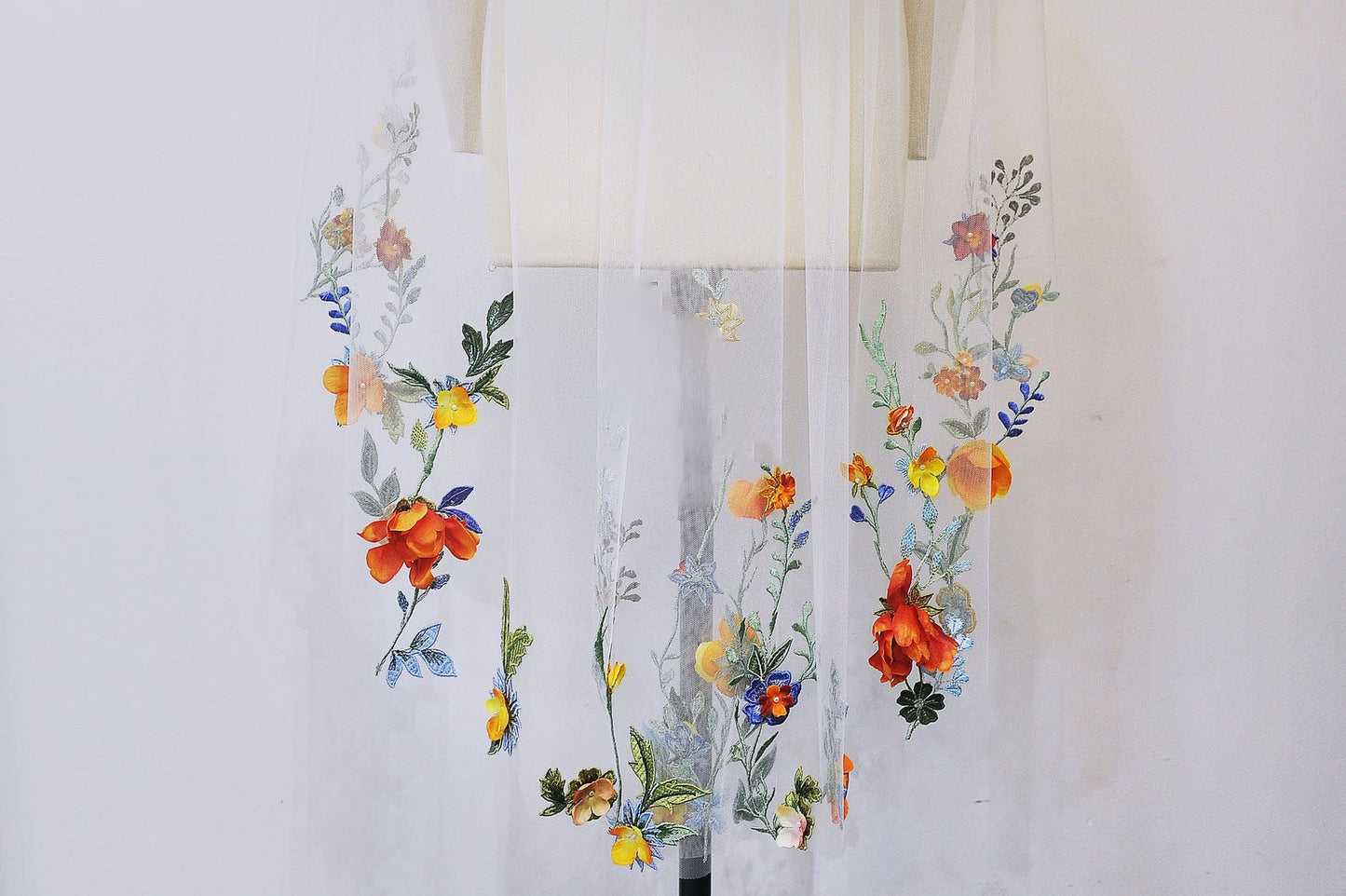 AURA | 3D Embroidery Color Flower Veil No1