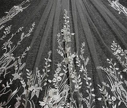 MAIA |  Floral Lace Veil