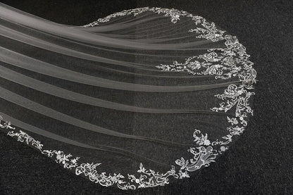 IRIS | Royal Cathedral Lace Veil