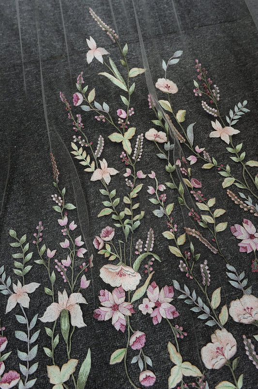 LARA | 3D  Embroidery Colour Flower Veil