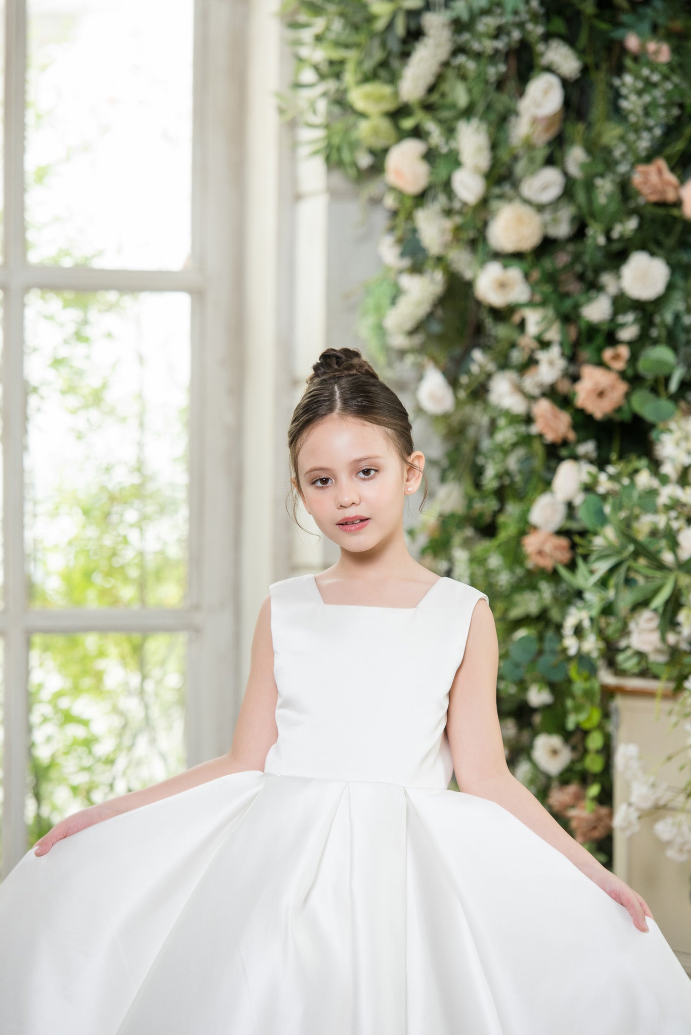 ROSABELLE Lux Flower Girls / Communion Dress