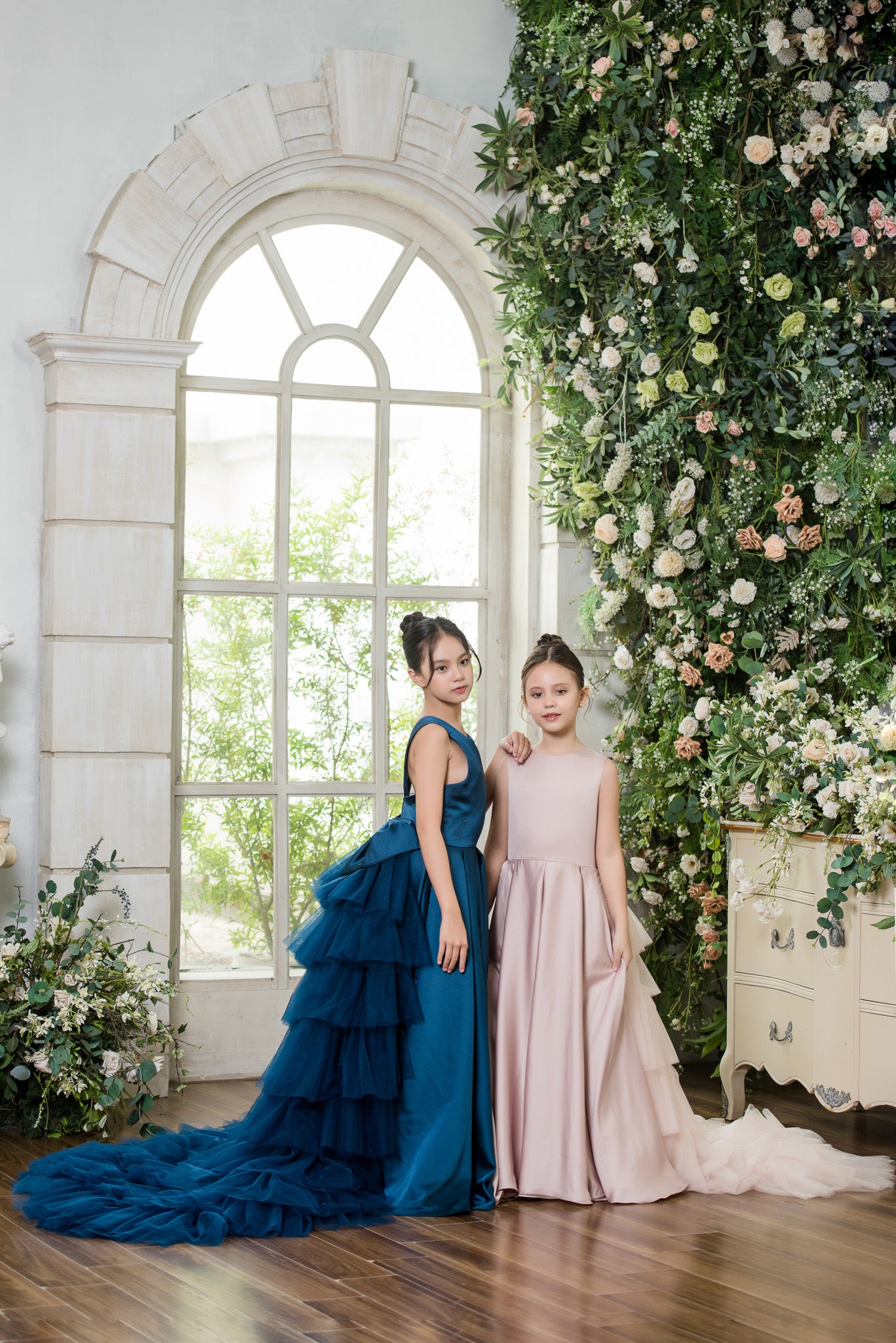 ZINNA Lux Flower Girls / Communion Dress