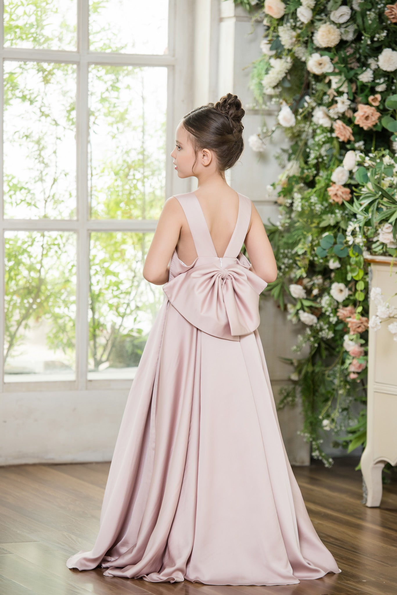 ZINNA Lux Flower Girls / Communion Dress