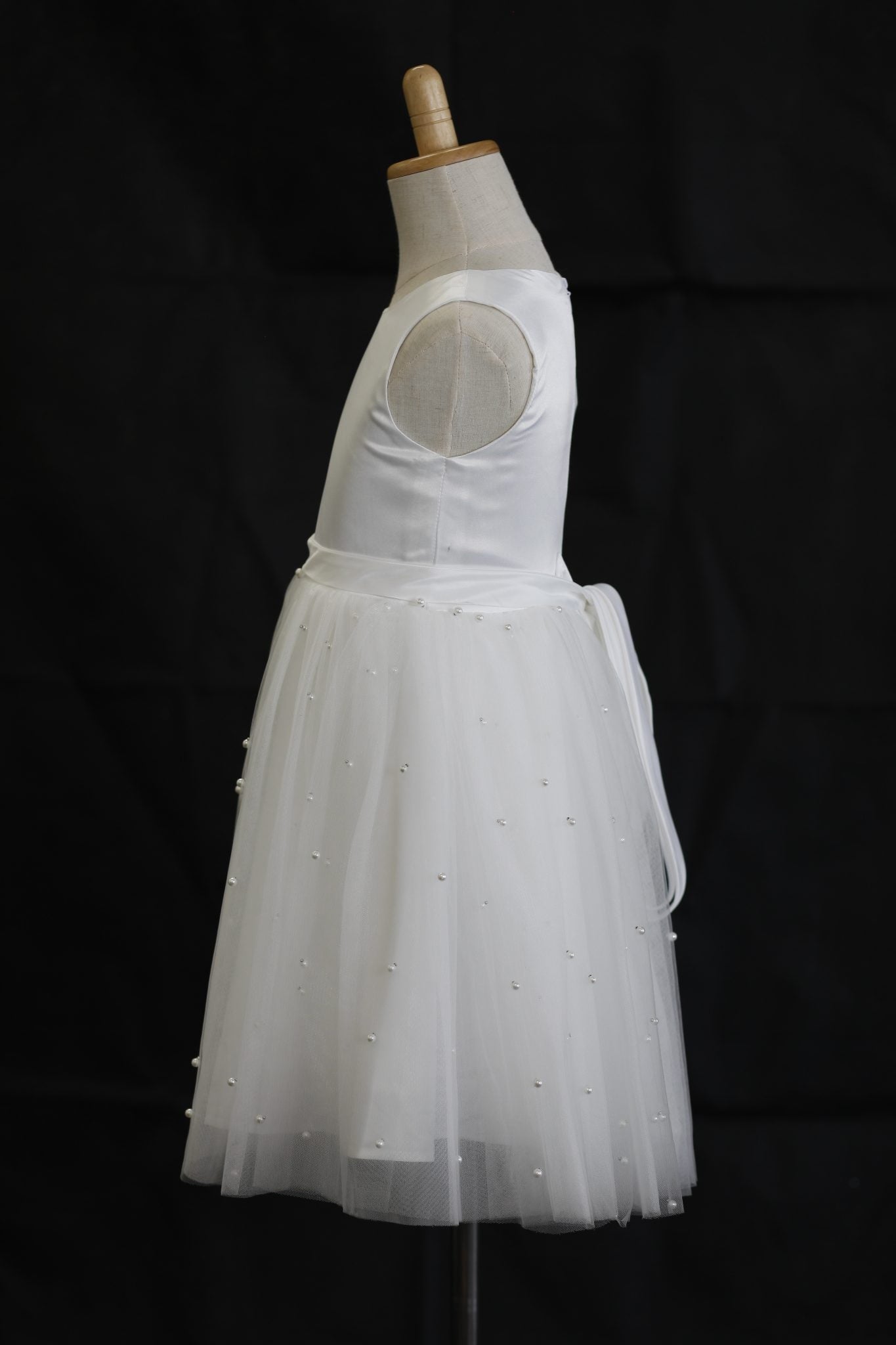 AMELIA Ball Gown Tea-length Flower Girl / Communion Dress - Tulle Sleeveless Scoop Neck With Sash and Pearls Skirt