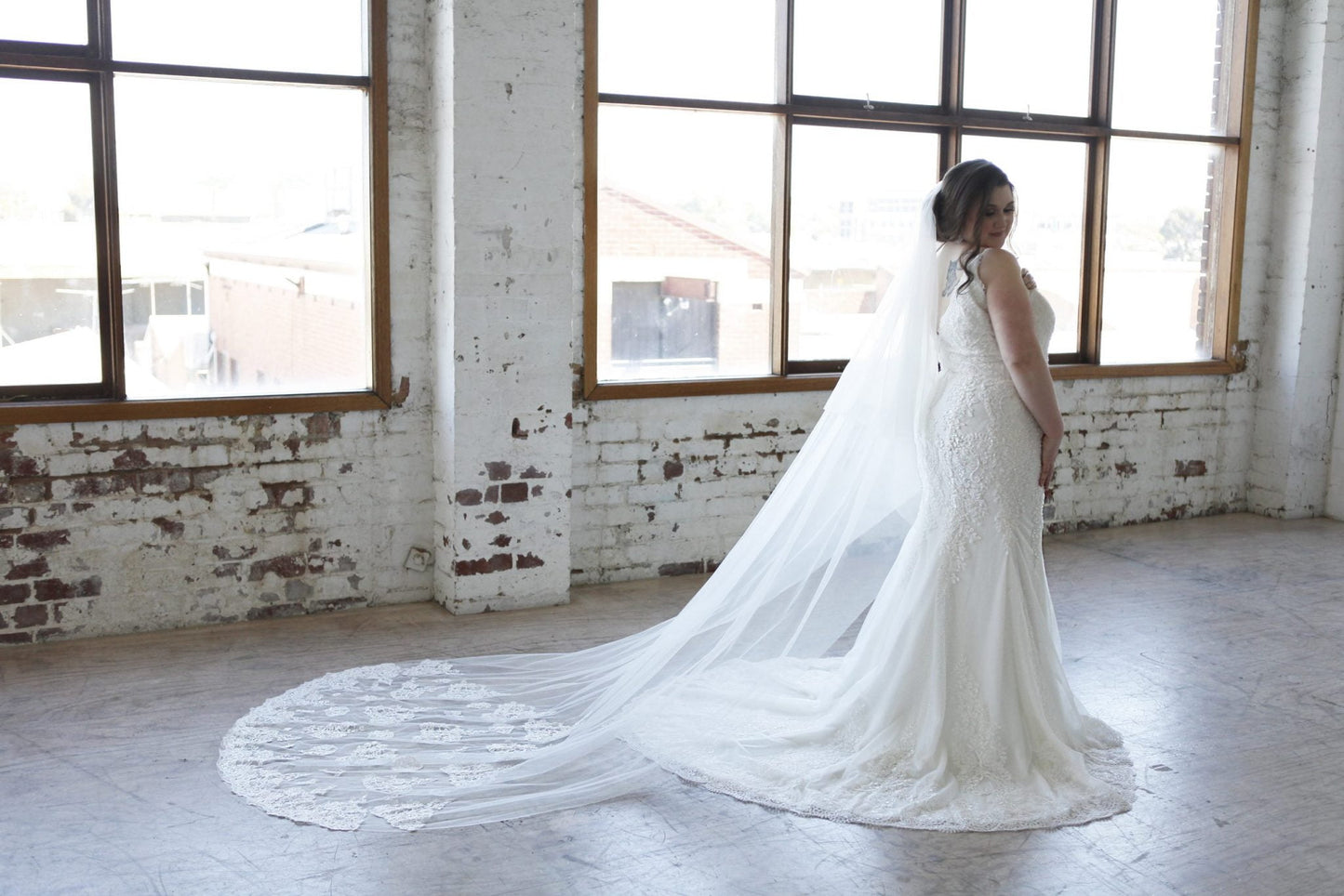 DELIA | Floral Cathedral Lace Veil