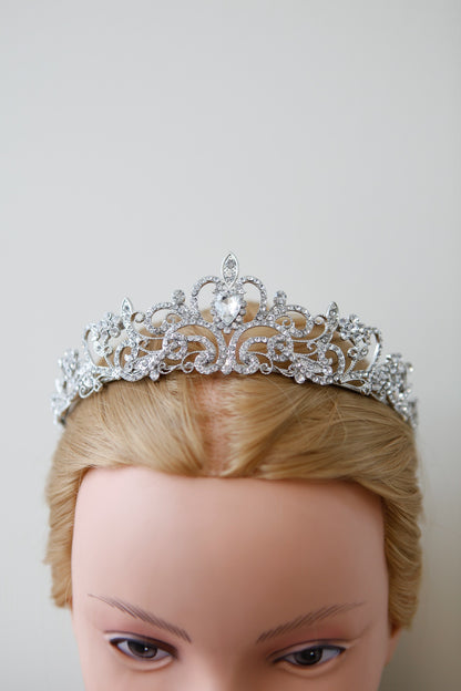 REMI_T | Tiara